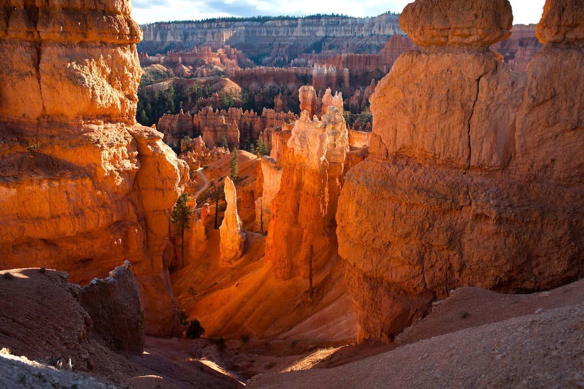 Best Hikes in Bryce Canyon Views along Queens Garden Trail in Bryce Canyon