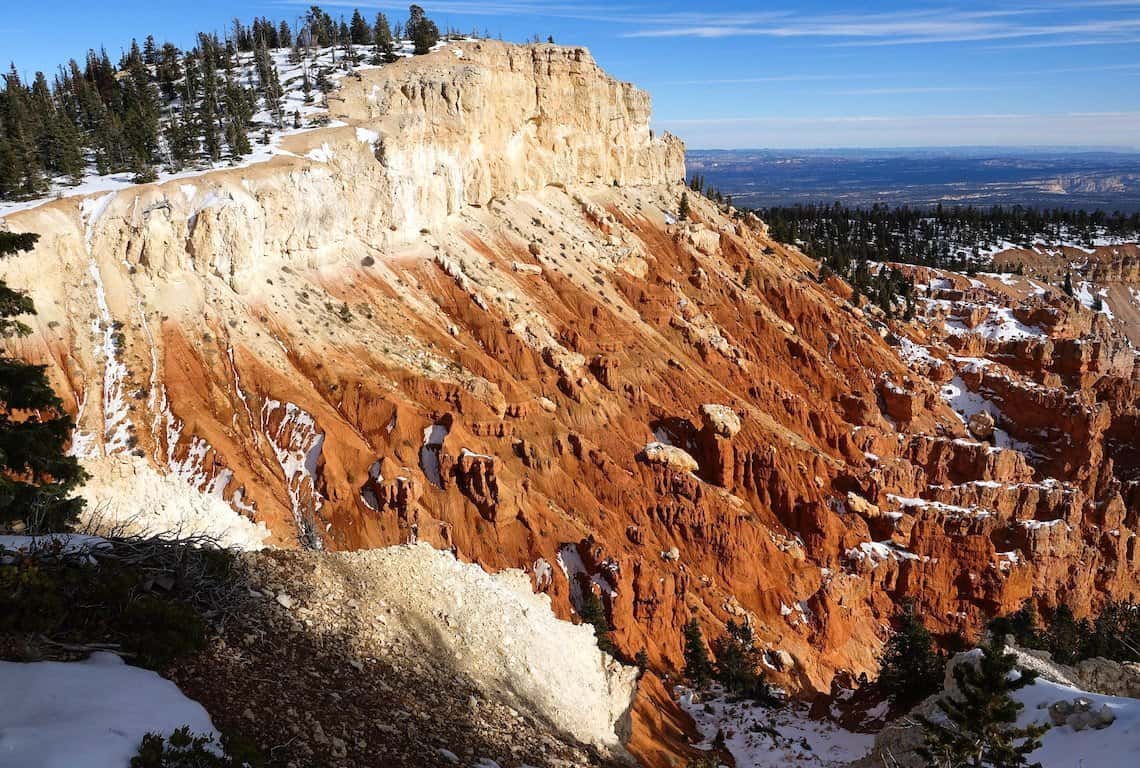 Best Hikes in Bryce Canyon Bristlecone Pine Loop Trail in Bryce Canyon National Park