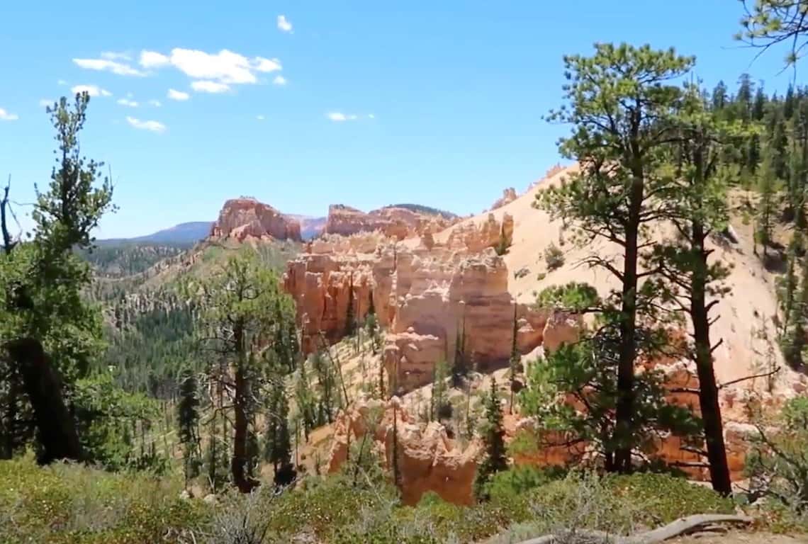Best Hikes in Bryce Canyon National Park Sheep Creek and Swamp Canyon Loop Trail in Bryce Canyon