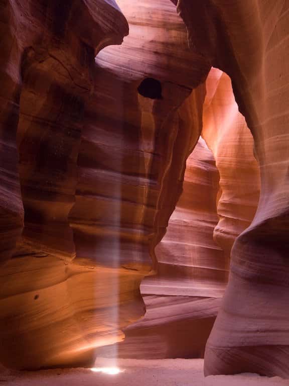 Tips for Visiting Lower and Upper Antelope Canyon Tips for Visiting Lower and Upper Antelope Canyon