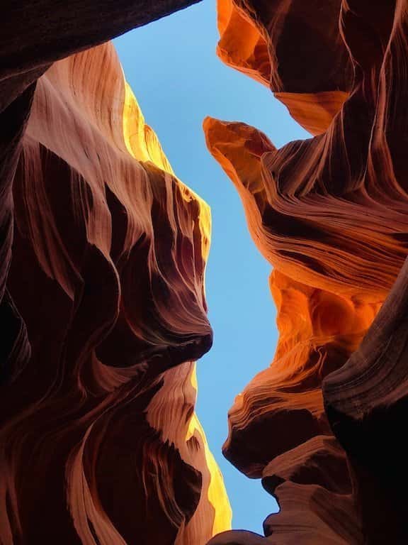 Tips for Visiting Lower and Upper Antelope Canyon Tips for Visiting Lower and Upper Antelope Canyon