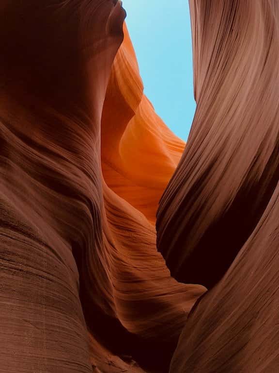 Tips for Visiting Lower and Upper Antelope Canyon Tips for Visiting Lower and Upper Antelope Canyon