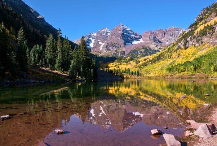 How to Visit the Maroon Bells near Aspen, Colorado (+Hike to Crater ...