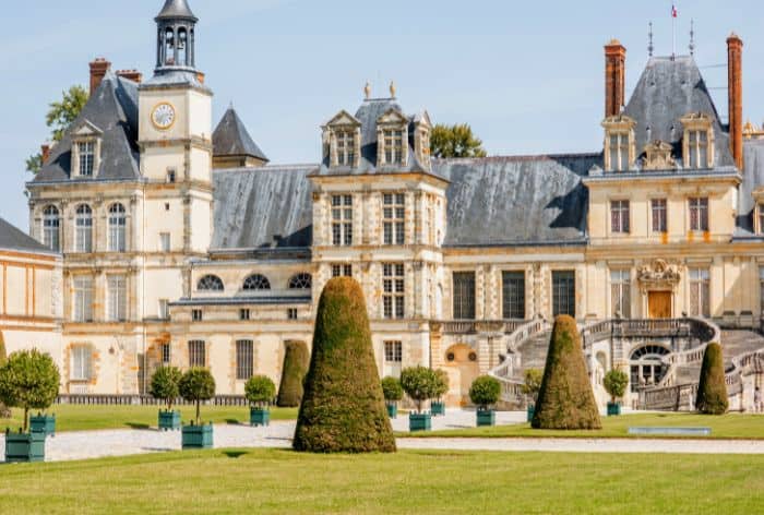 How to Visit Fontainebleau